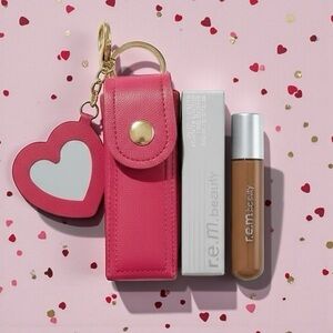 R.e.m. Beauty on Your Collar Plumping Lip Gloss NIB with Lipstick Case